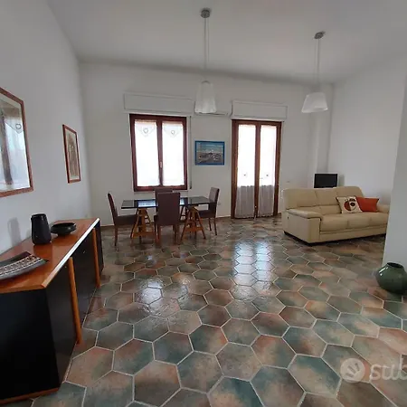 A Due Passi Dal Mare - Apartment *